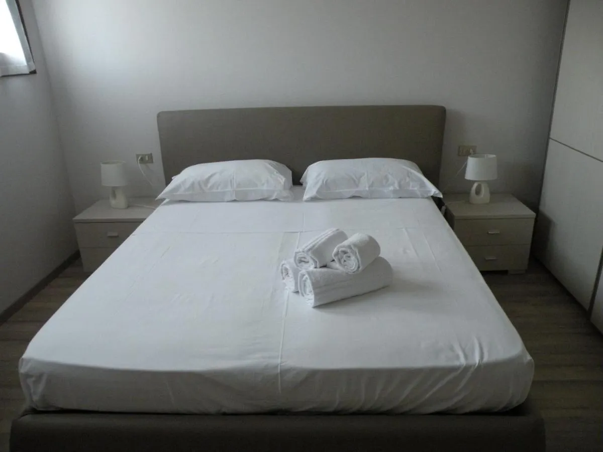 Il Lauro Apartment Lazise 0*,